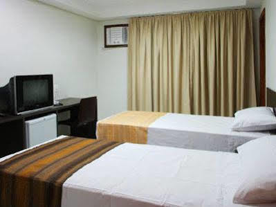 Hotel B 3*